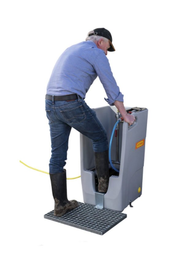 Batu-valymo-sepeciai-CEMO-premium-5.jpg Batų valymo stotelė - boot cleaner Premium CEMO